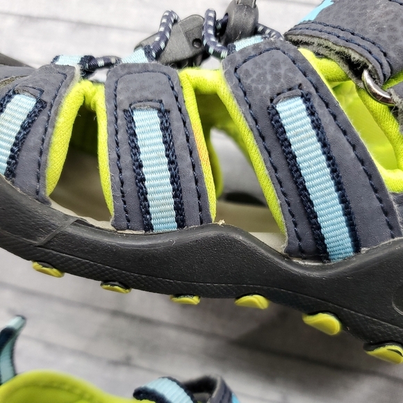 Kamik Toddler Size 11 Blue Gray Crab Water Sandals Closed Toe - Picture 7 of 10